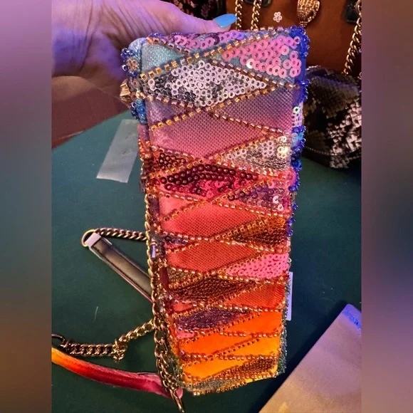 Kurt Geiger NWT 2 Way Bag w/dust bag - Picture 8 of 10